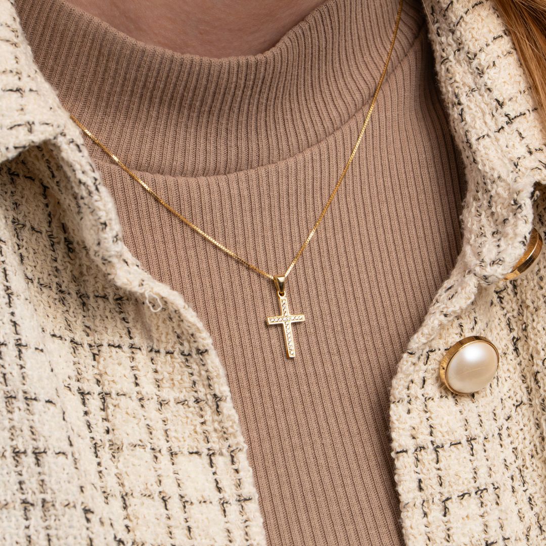 Vittoria ristiriipus zirkoneilla, keltakultaa