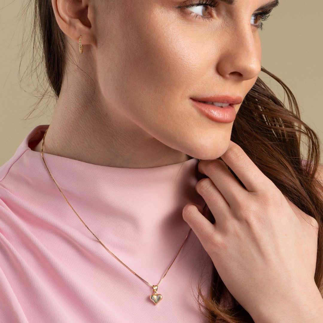 Vittoria sydänriipus, keltakultaa