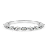Silván timanttisormus 0,27ct markiisi-hiotuilla timanteilla, 14K valkokultaa, Silván vihkisormukset
