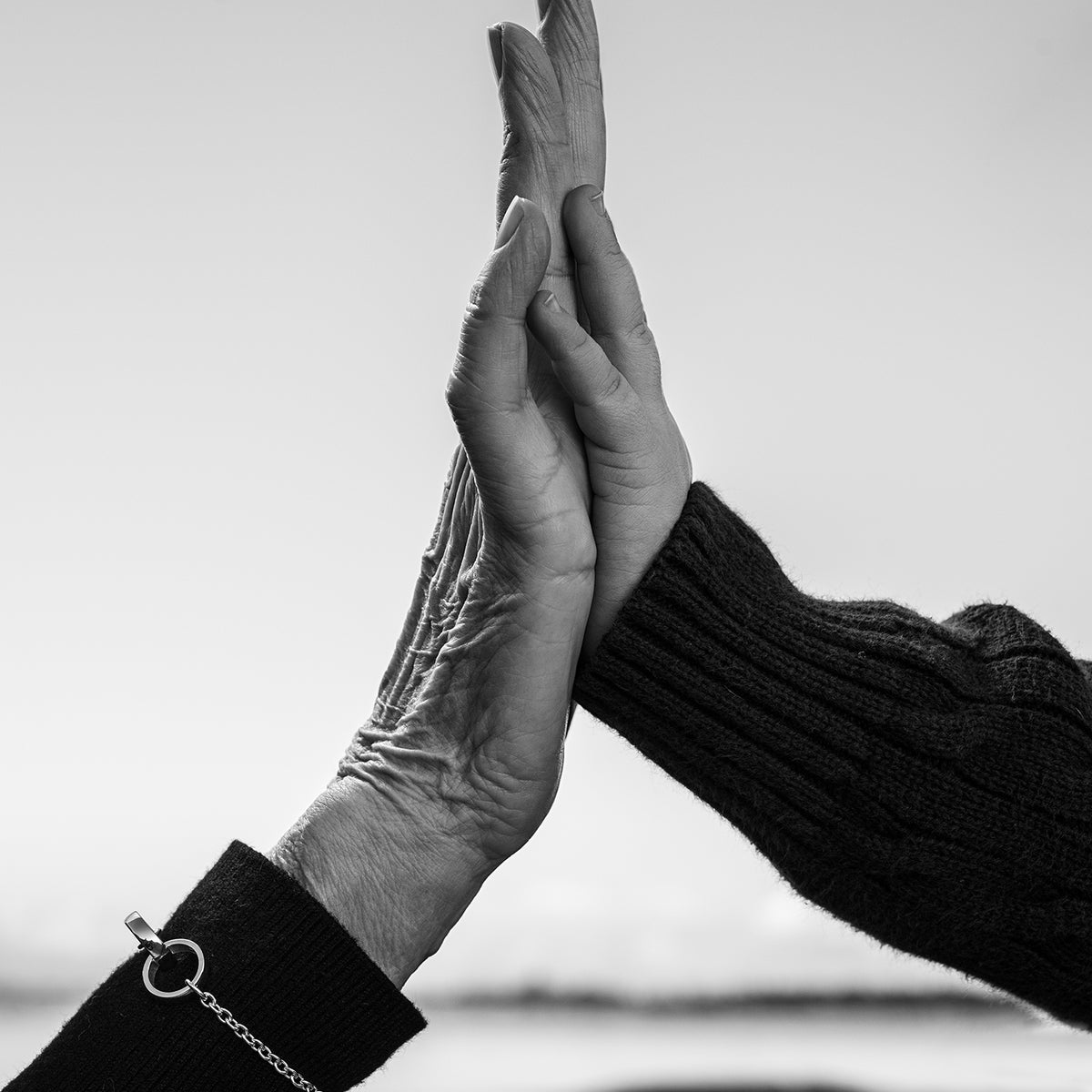 Lumoava Soulmates, hopeakorvakorut 14 mm - Lumoava - Laatukoru